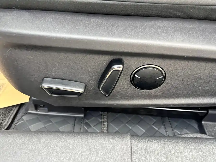 Ford EVOS - фото 17