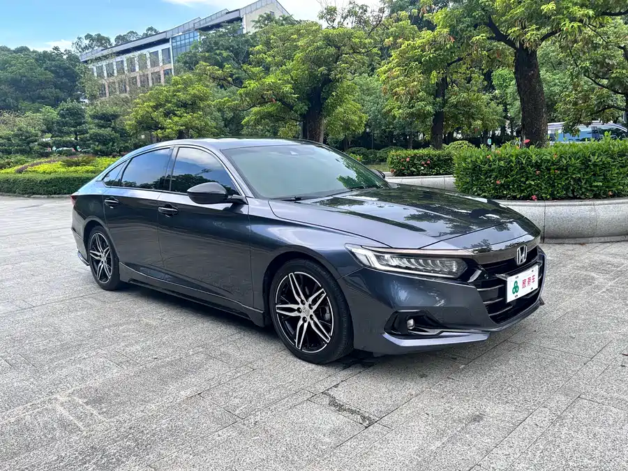 Honda Accord - фото 3