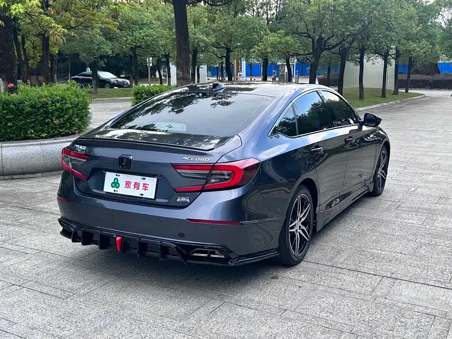 Honda Accord - фото 7