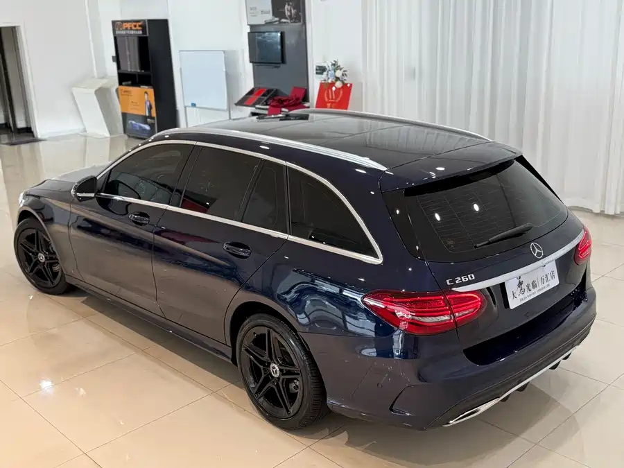 Mercedes C-Class - фото 9