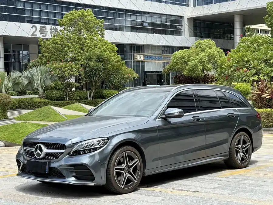 Mercedes C-Class