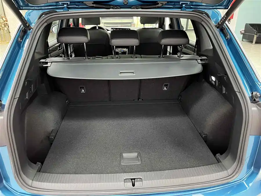 Volkswagen Tayron - фото 17